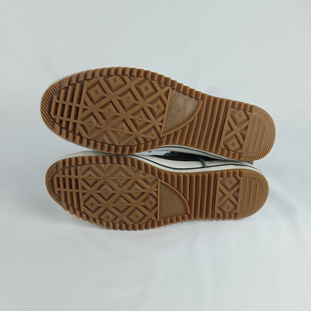 Converse Chuck Taylor High Top Sneakers. - Picture 9 of 12